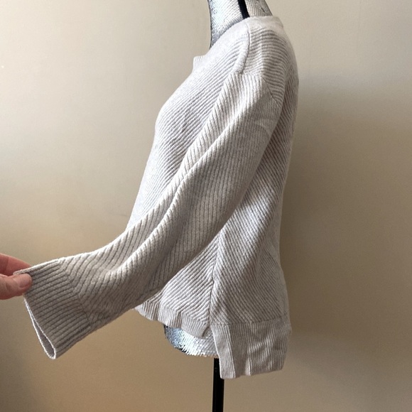 ARITZIA Wilfred Free Isabelli Merino Wool Sweater - Picture 3 of 7